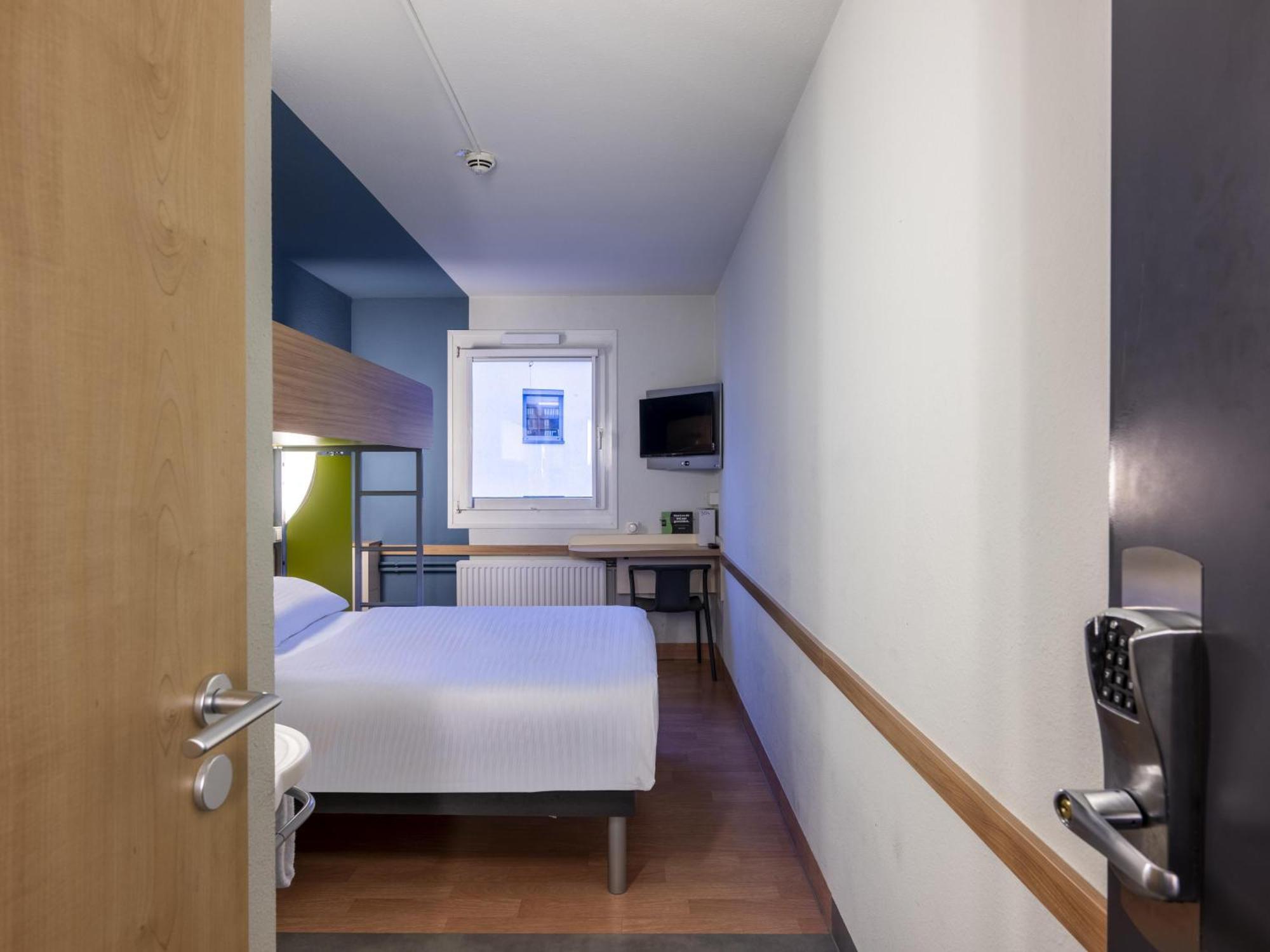 B&B Hotel Giessen-Linden Linden  Εξωτερικό φωτογραφία